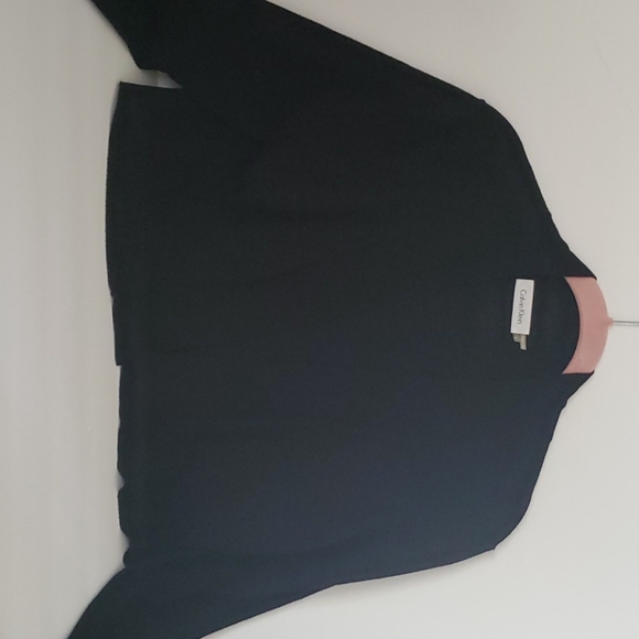 Calvin Klein shrug - Picture 2 of 4